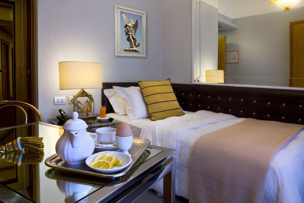 Marcella Royal - Rooftop Garden Hotel 4*