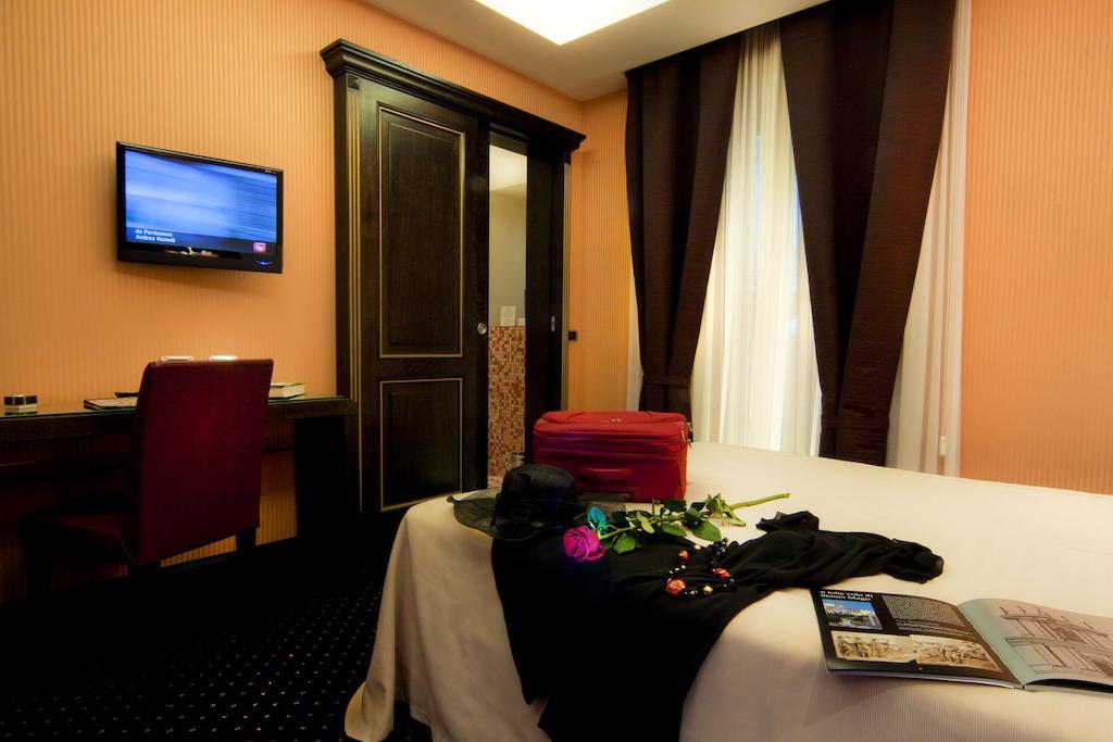 Marcella Royal - Rooftop Garden 4* Roma
